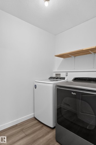 1315 Westerra Drive, Stony Plain, AB - Indoor Photo Showing Laundry Room