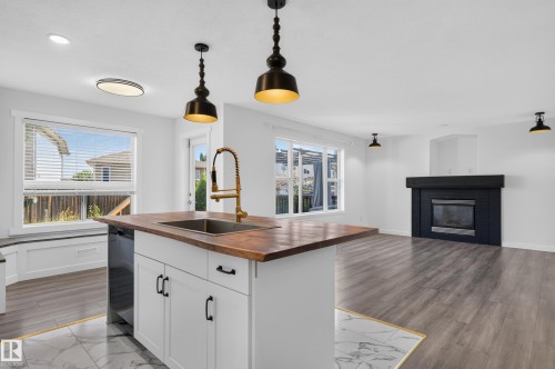 1315 Westerra Drive, Stony Plain, AB - Indoor With Fireplace