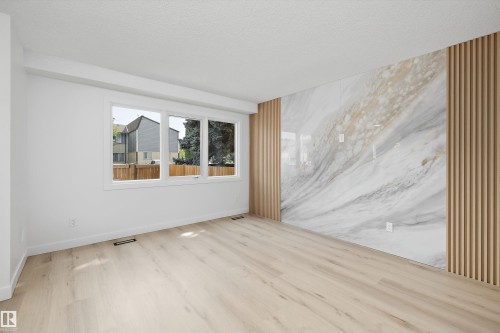 84 Willowdale Place Nw, Edmonton, AB - Indoor
