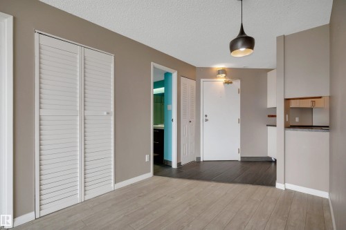 #2001 10149 Saskatchewan Dr Nw, Edmonton, AB - Indoor Photo Showing Other Room