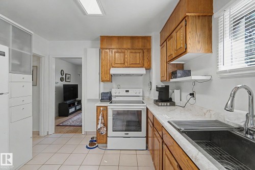 9706 159 Street Nw, Edmonton, AB - Indoor Photo Showing Kitchen