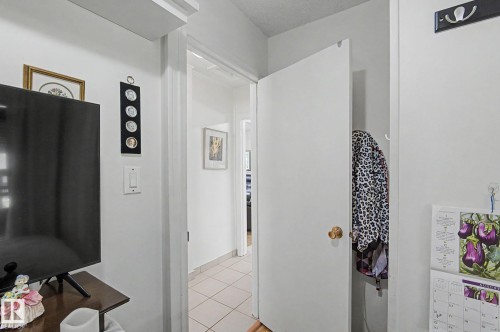 9706 159 Street Nw, Edmonton, AB - Indoor Photo Showing Other Room