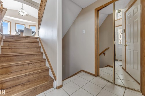 5119 157 Avenue Nw, Edmonton, AB - Indoor Photo Showing Other Room