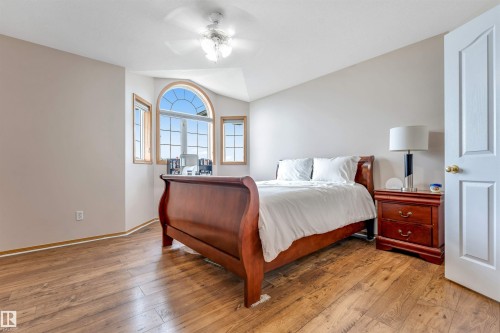 5119 157 Avenue Nw, Edmonton, AB - Indoor Photo Showing Bedroom