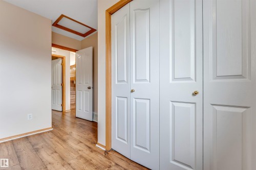 5119 157 Avenue Nw, Edmonton, AB - Indoor Photo Showing Other Room