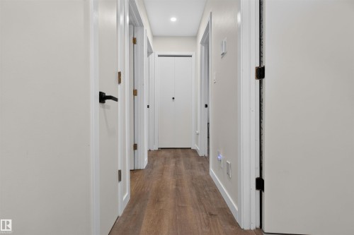 4216 49 Avenue, Beaumont, AB - Indoor Photo Showing Other Room