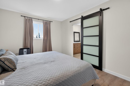 4216 49 Avenue, Beaumont, AB - Indoor Photo Showing Bedroom