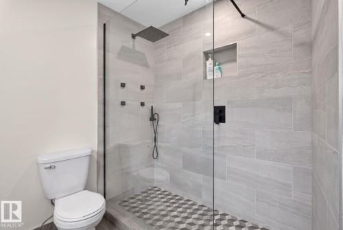 4216 49 Avenue, Beaumont, AB - Indoor Photo Showing Bathroom