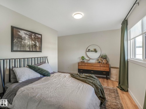 6613 62 Avenue, Beaumont, AB - Indoor Photo Showing Bedroom