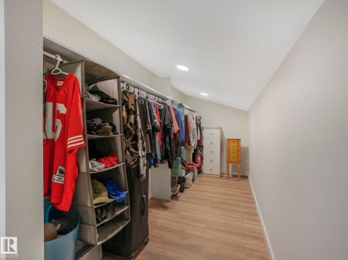 6613 62 Avenue, Beaumont, AB - Indoor With Storage