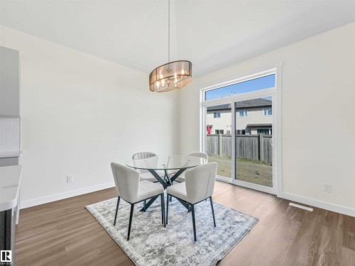 #1 7800 94 St, Morinville, AB - Indoor Photo Showing Dining Room