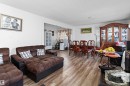 5815 136 Avenue Nw, Edmonton, AB  - Indoor Photo Showing Living Room 