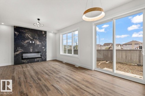 69 Elliott Wynd, Fort Saskatchewan, AB - Indoor Photo Showing Living Room