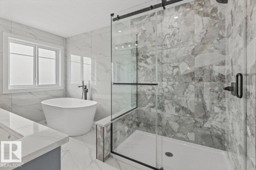 69 Elliott Wynd, Fort Saskatchewan, AB - Indoor Photo Showing Bathroom