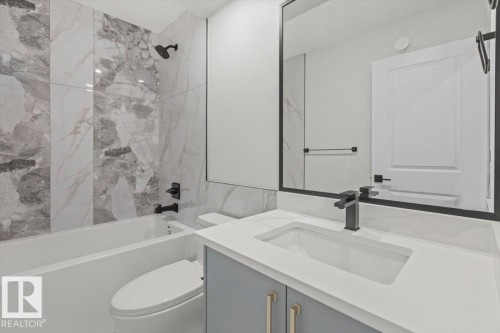 69 Elliott Wynd, Fort Saskatchewan, AB - Indoor Photo Showing Bathroom