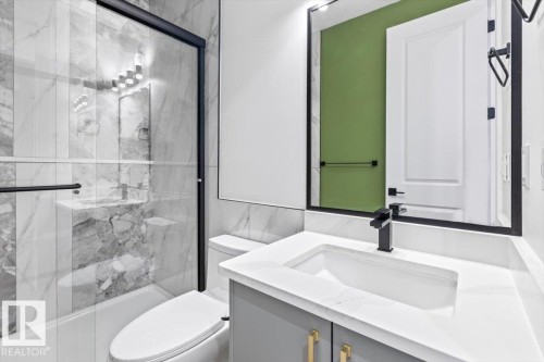 69 Elliott Wynd, Fort Saskatchewan, AB - Indoor Photo Showing Bathroom