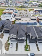 6903 169 Avenue NW  Edmonton, AB T5Z 0H2