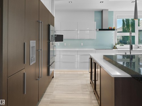 703 Dalhousie Way Nw, Edmonton, AB - Indoor Photo Showing Kitchen
