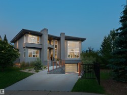 703 DALHOUSIE Way NW  Edmonton, AB T6M 2V3