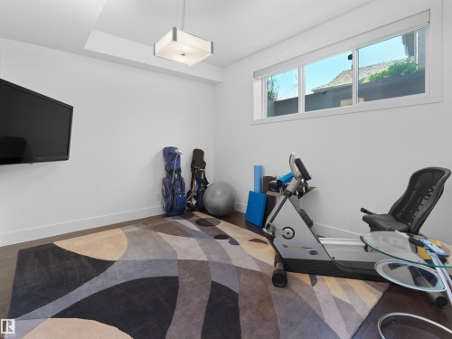 703 Dalhousie Way Nw, Edmonton, AB - Indoor Photo Showing Gym Room