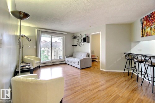 #411 4220 139 Av Nw, Edmonton, AB - Indoor
