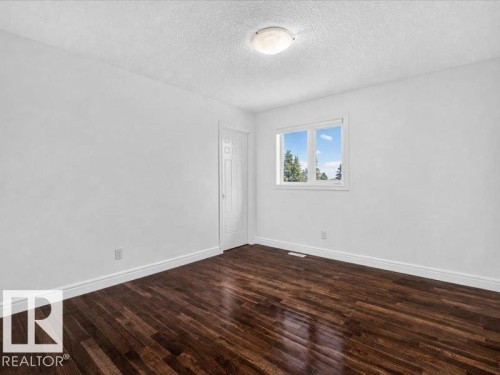 17411 106 Street Nw, Edmonton, AB - Indoor Photo Showing Other Room