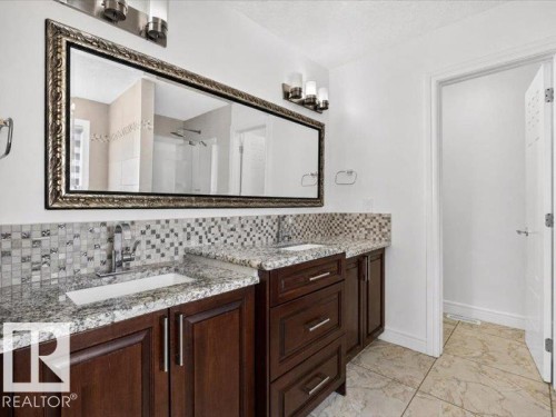 17411 106 Street Nw, Edmonton, AB - Indoor Photo Showing Bathroom