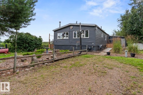 623/624 11102 Twp Road 600, Rural St. Paul County, AB - Outdoor