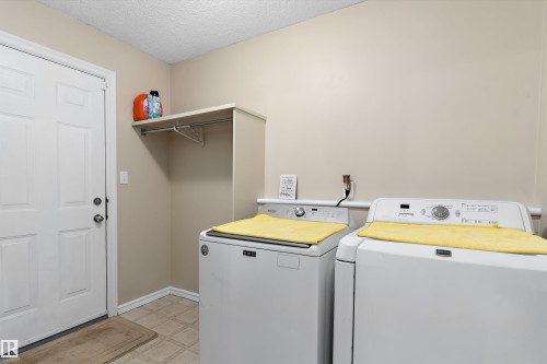 8521 8 Avenue Sw, Edmonton, AB - Indoor