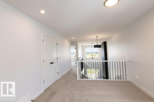 37 Axelwood Crescent, Spruce Grove, AB - Indoor Photo Showing Other Room