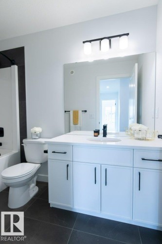37 Axelwood Crescent, Spruce Grove, AB - Indoor Photo Showing Bathroom
