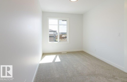 37 Axelwood Crescent, Spruce Grove, AB - Indoor Photo Showing Other Room