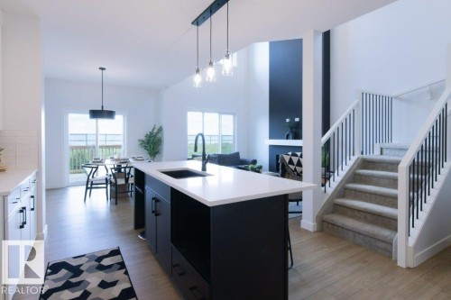 37 Axelwood Crescent, Spruce Grove, AB - Indoor Photo Showing Kitchen With Upgraded Kitchen