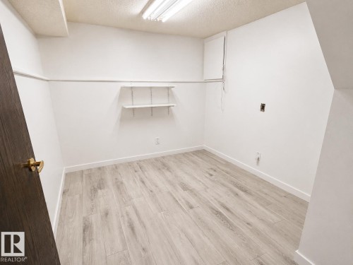 18625 66 Avenue Nw, Edmonton, AB - Indoor Photo Showing Other Room