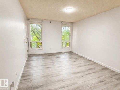 18625 66 Avenue Nw, Edmonton, AB - Indoor Photo Showing Other Room