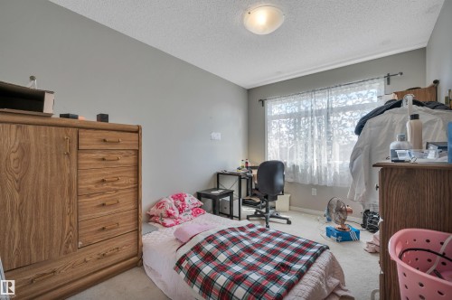 7503 Getty Gate Gate Nw, Edmonton, AB - Indoor Photo Showing Bedroom