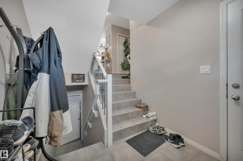 7503 Getty Gate Gate Nw, Edmonton, AB - Indoor