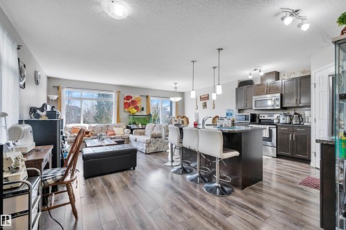7503 Getty Gate Gate Nw, Edmonton, AB - Indoor