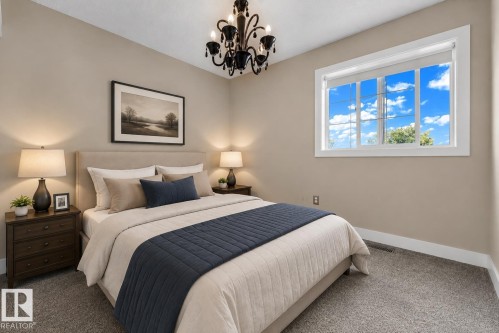 1434 Grant Way Nw, Edmonton, AB - Indoor Photo Showing Bedroom
