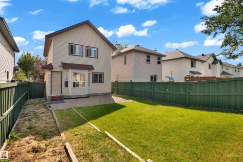 1434 Grant Way Nw, Edmonton, AB - Outdoor
