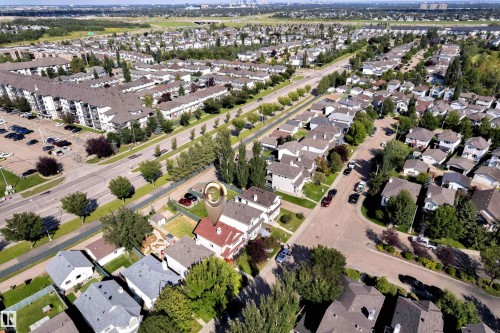 1434 Grant Way Nw, Edmonton, AB - Outdoor With View