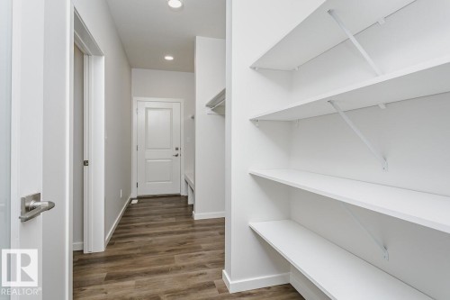 325 Linden Loop, Leduc, AB - Indoor