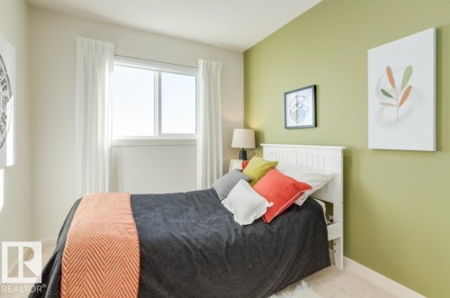 2040 194 Street Nw, Edmonton, AB - Indoor Photo Showing Bedroom
