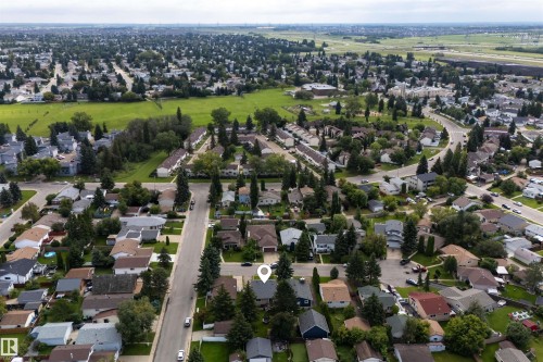 6235 13 Avenue Nw, Edmonton, AB - Outdoor With View