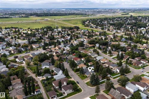 6235 13 Avenue Nw, Edmonton, AB - Outdoor With View
