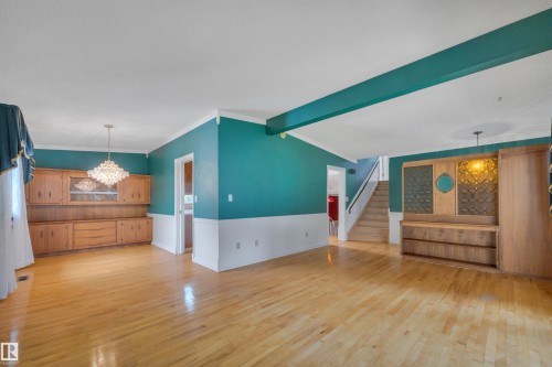 7604 149 Avenue Nw, Edmonton, AB - Indoor Photo Showing Other Room