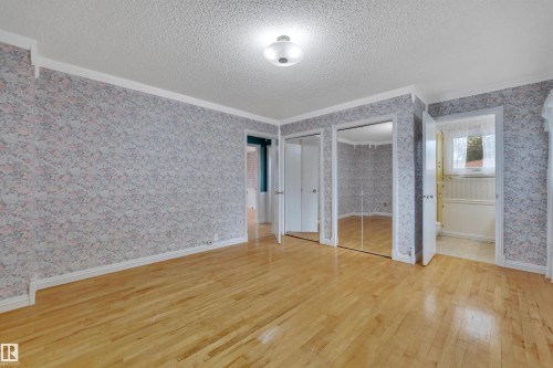 7604 149 Avenue Nw, Edmonton, AB - Indoor Photo Showing Other Room