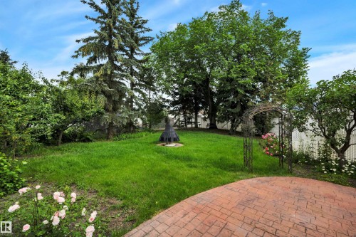 7604 149 Avenue Nw, Edmonton, AB - Outdoor