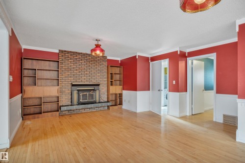 7604 149 Avenue Nw, Edmonton, AB - Indoor With Fireplace