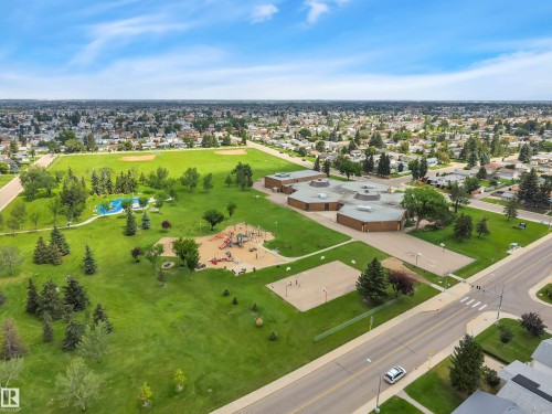 7604 149 Avenue Nw, Edmonton, AB - Outdoor With View